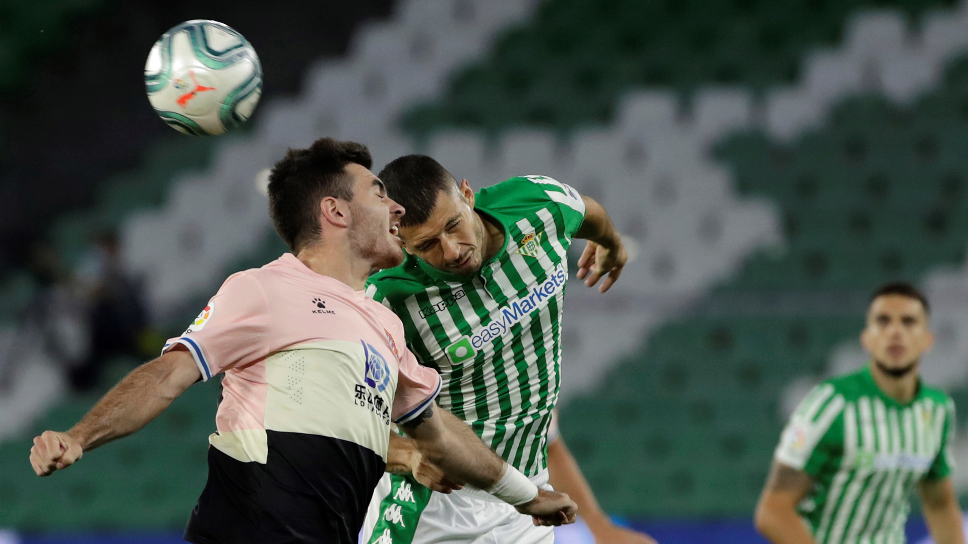 El Espanyol se hunde sin remisión y el Betis se aleja del descenso - espanyol-vs-betis