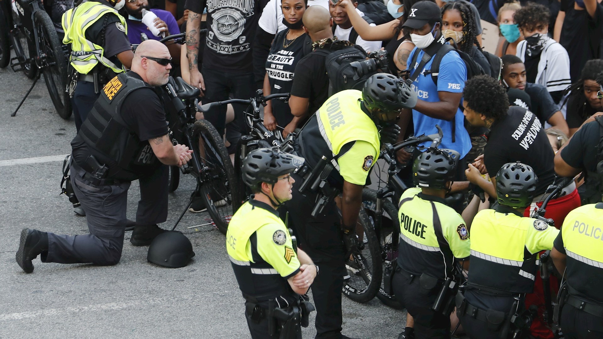 Mayoría en Estados Unidos se opone a retirar financiamiento a la policía