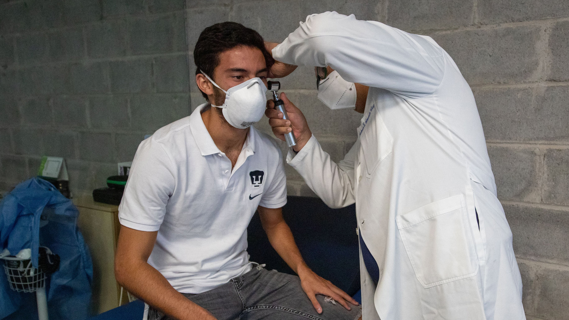 Aplican prueba de COVID-19 a jugadores de Pumas Aplican prueba de COVID-19 a jugadores de Pumas