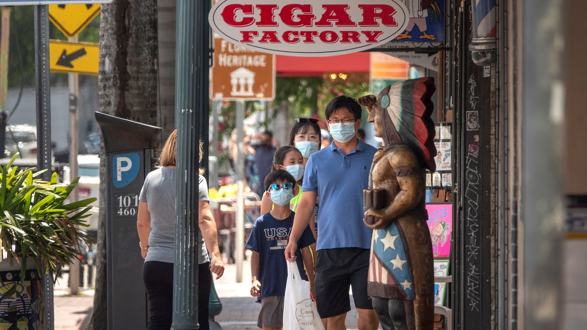 Disminuyen los contagios de COVID-19 en Florida pero en Miami-Dade la epidemia no da tregua