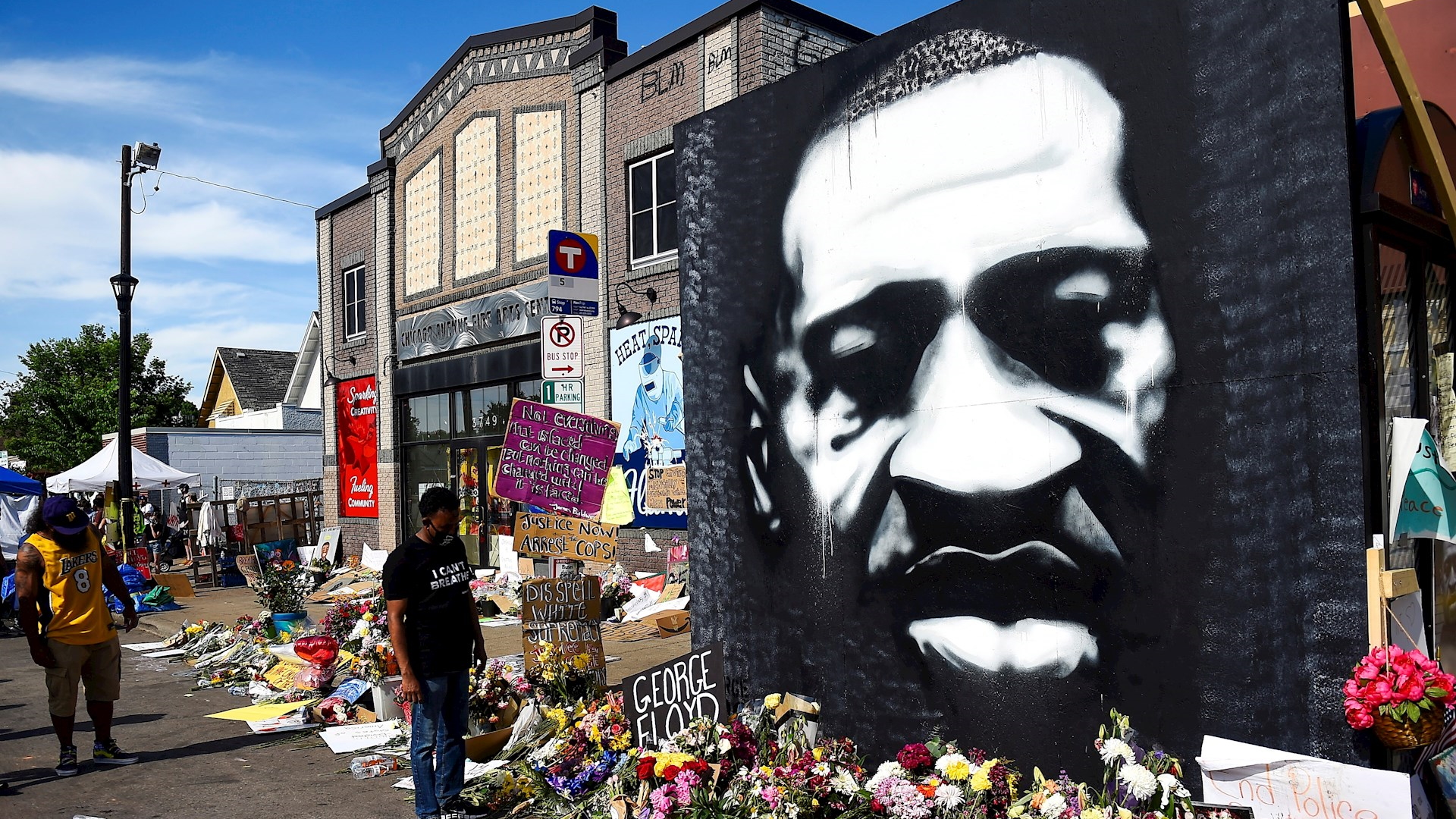 George Floyd dio positivo a COVID-19; no presentaba daño pulmonar