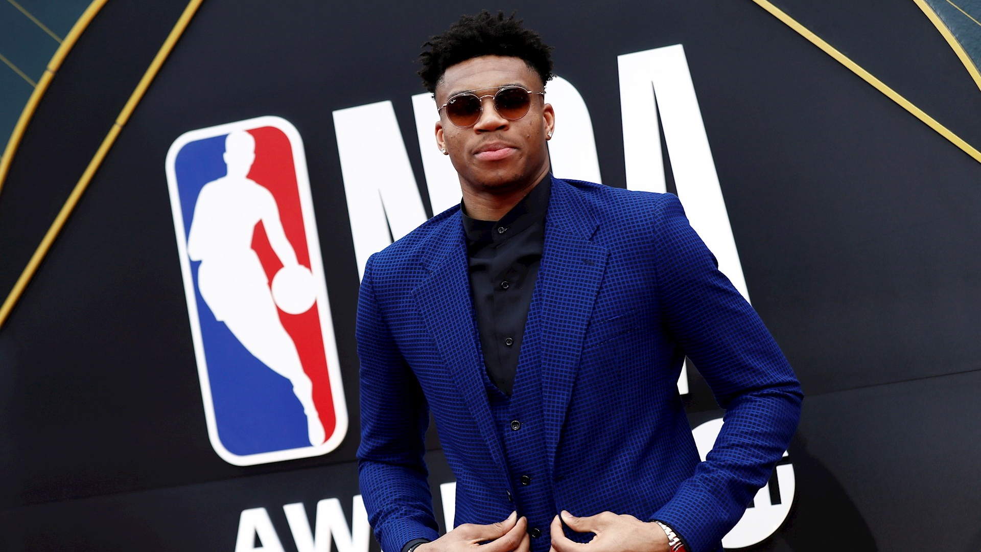 Antetokounmpo cerca de su recuperación total