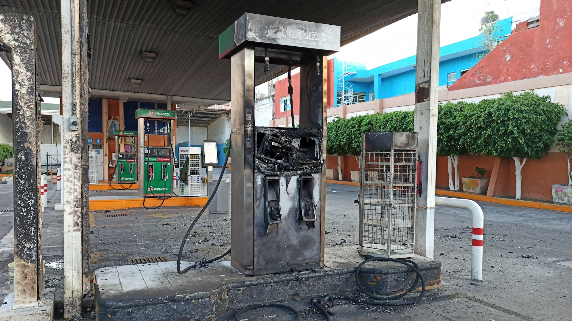 Liberan a 10 implicados en incendios y bloqueos en Guanajuato