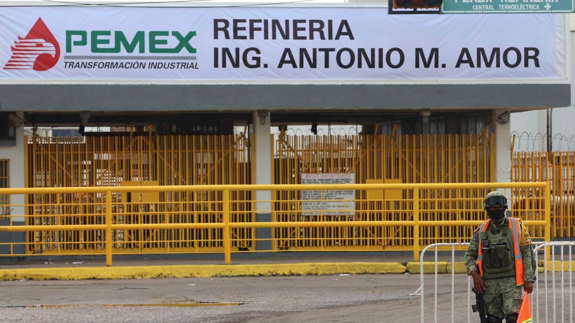 Acusan a Pemex de mentir sobre prohibición del ‘fracking’ en México