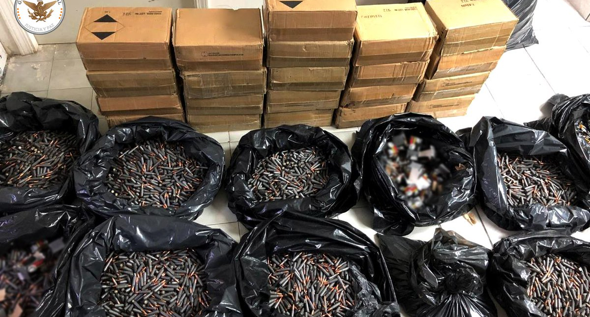 Guardia Nacional detiene en Nogales a estadounidense con 32 mil cartuchos