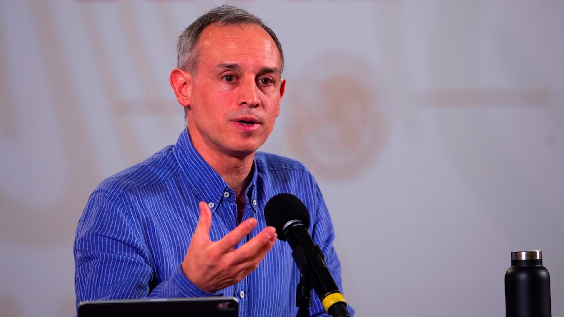 #Video Yo quiero a todos los gobernadores, asegura López-Gatell a su llegada a SLP