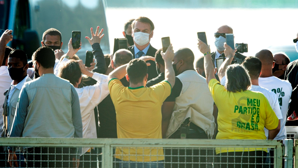 Bolsonaro dice que protestas en su contra son “el gran problema del momento” Bolsonaro dice que protestas en su contra son “el gran problema del momento”