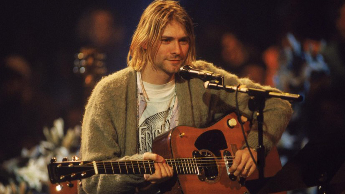 Guitarra que tocó Kurt Cobain supera el millón de dólares en subasta Guitarra que tocó Kurt Cobain supera el millón de dólares en subasta
