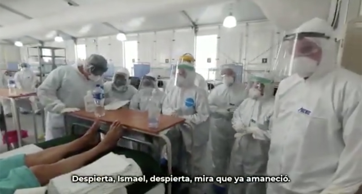 #Video Médicos y enfermeras del IMSS cantan ‘Las Mañanitas’ a paciente de COVID-19