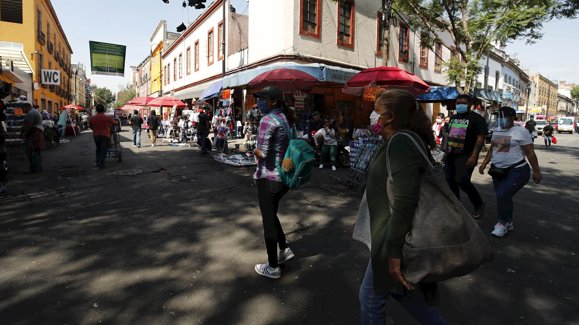 COVID-19 podría desplomar PIB de México hasta 8.6 por ciento en 2020: OCDE