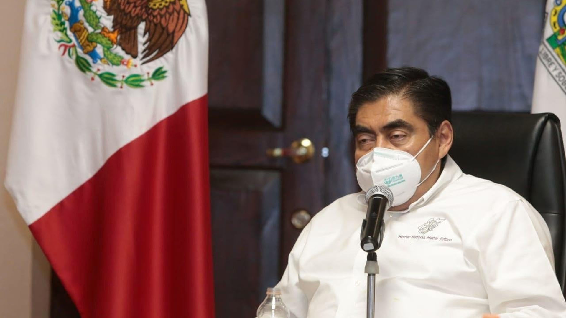 Barbosa desestima desaparición de mujeres en Puebla; afirma que se van “con su novio”