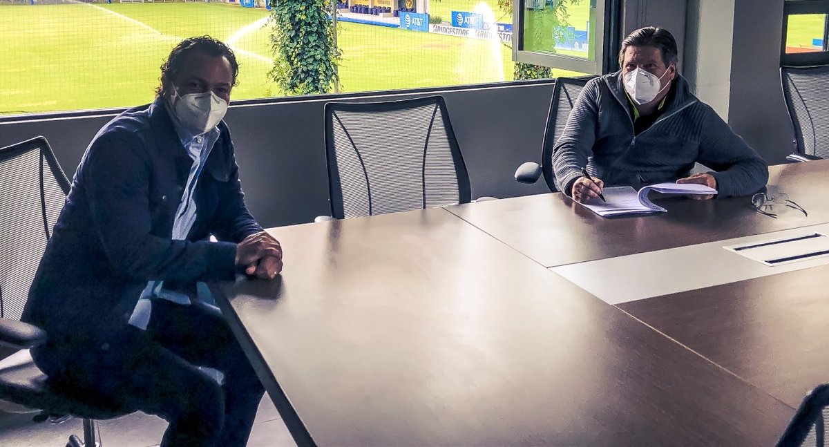 Miguel Herrera renueva contrato, hasta 2024, como técnico del América