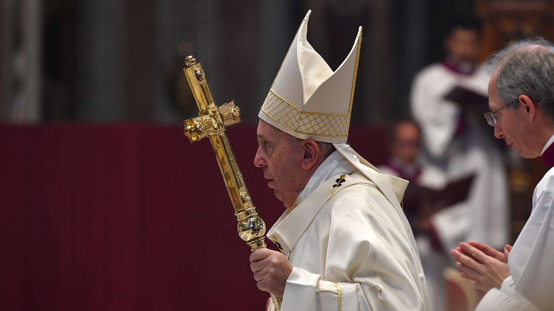 Papa Francisco urge a construir auténticas cadenas de solidaridad