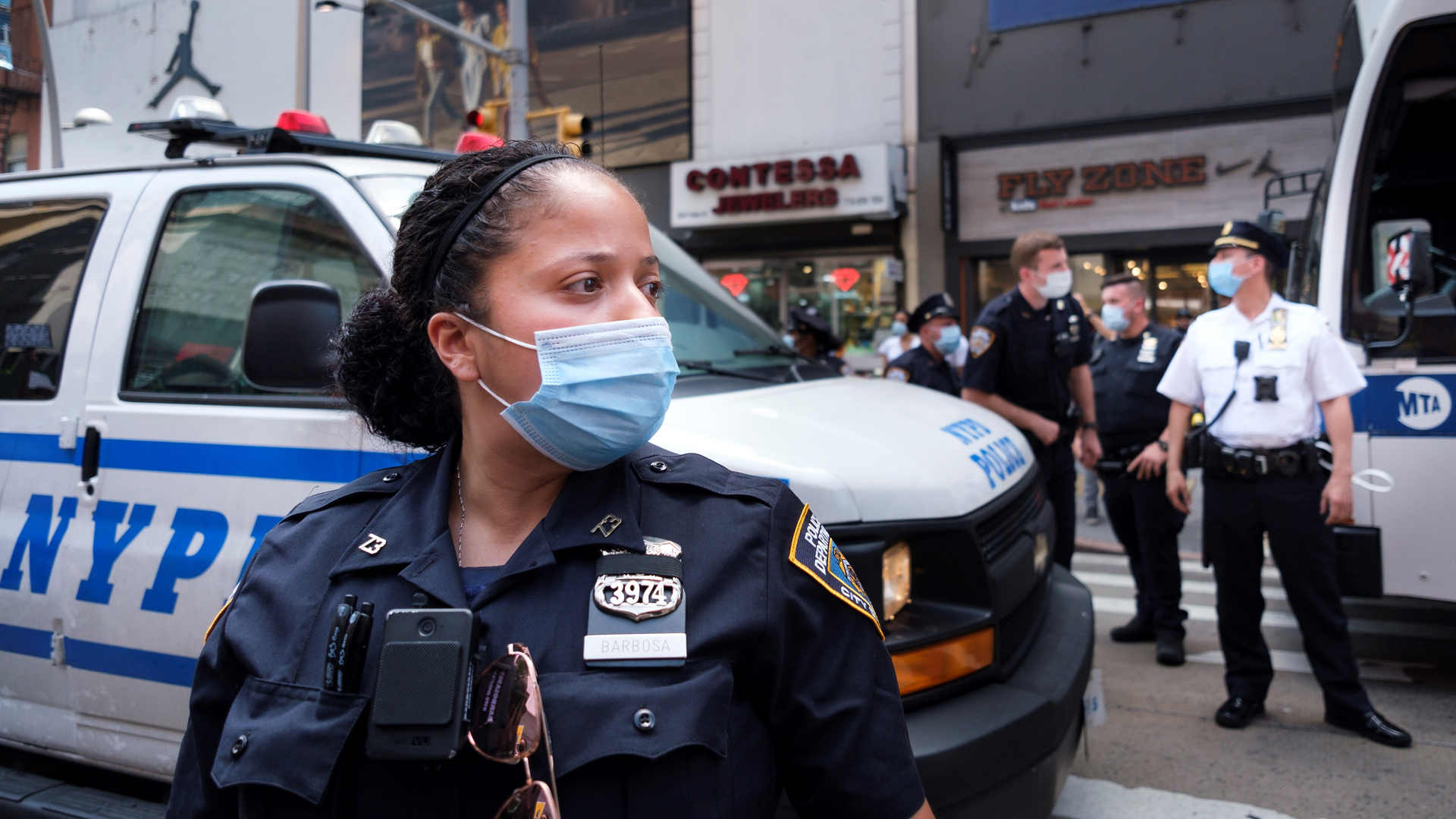 Alcalde de Nueva York anuncia cambios ‘históricos’ para la Policía