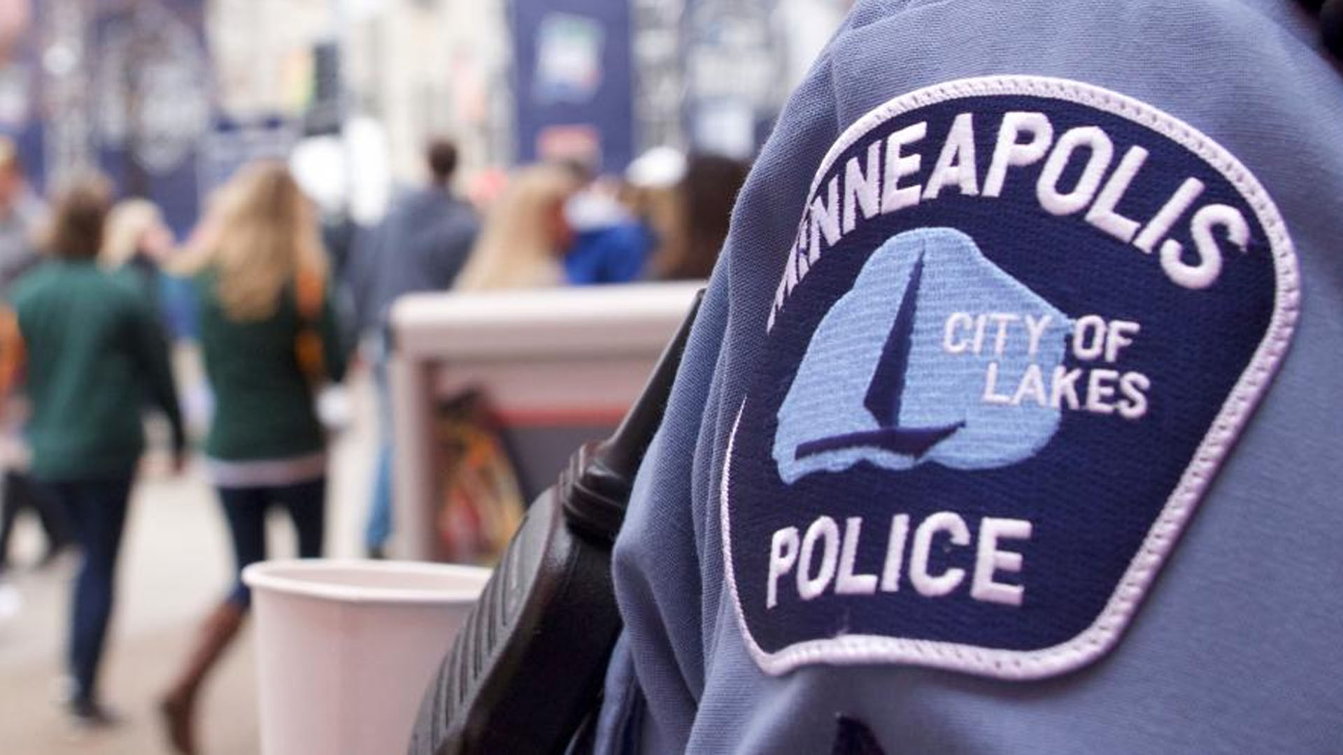 Trump arremete contra demócratas por posible desmantelamiento de policía de Minneapolis