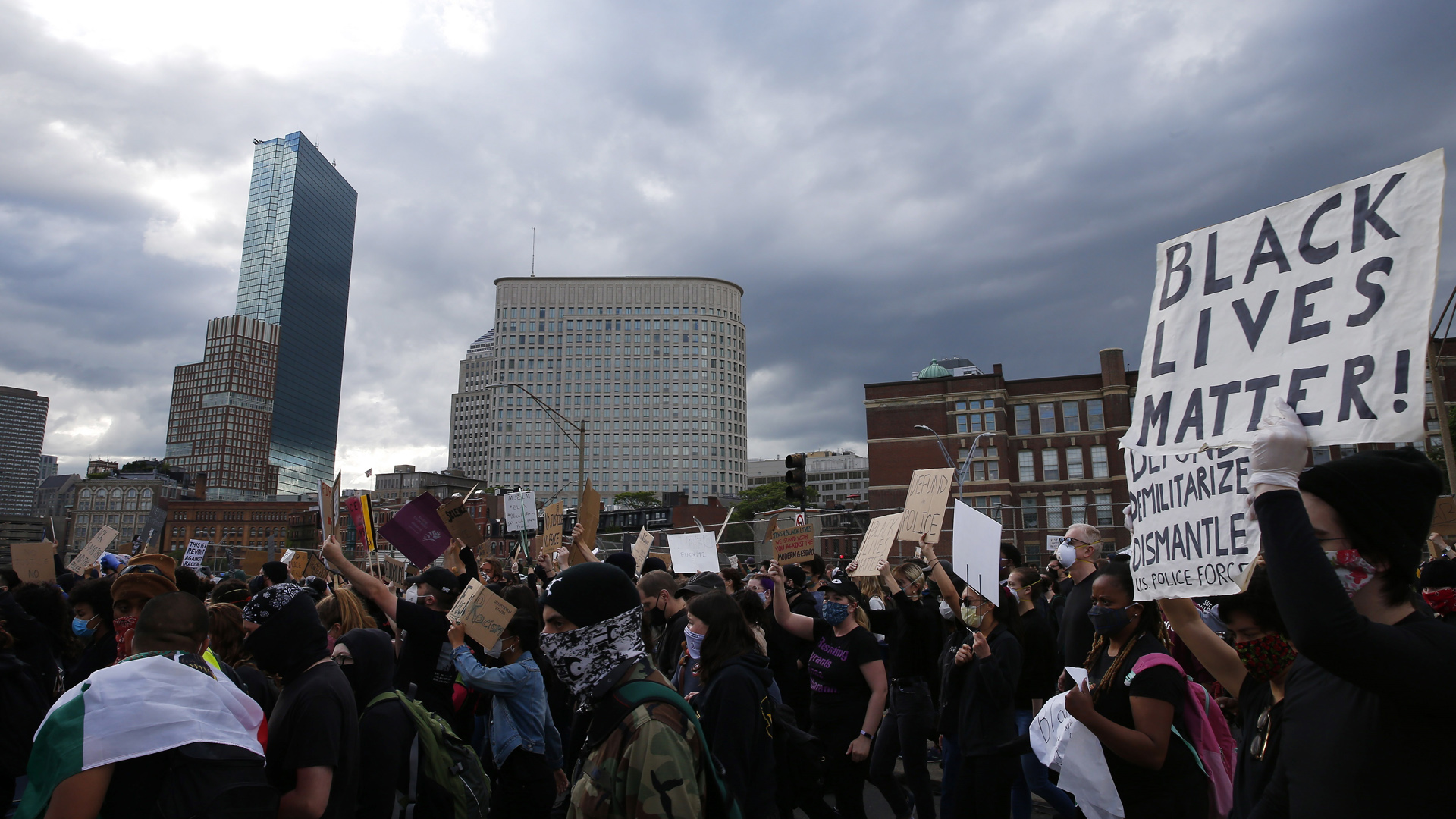 Joe Biden se reunirá con la familia de George Floyd - protesta-en-boston-por-la-muerte-de-george-floyd