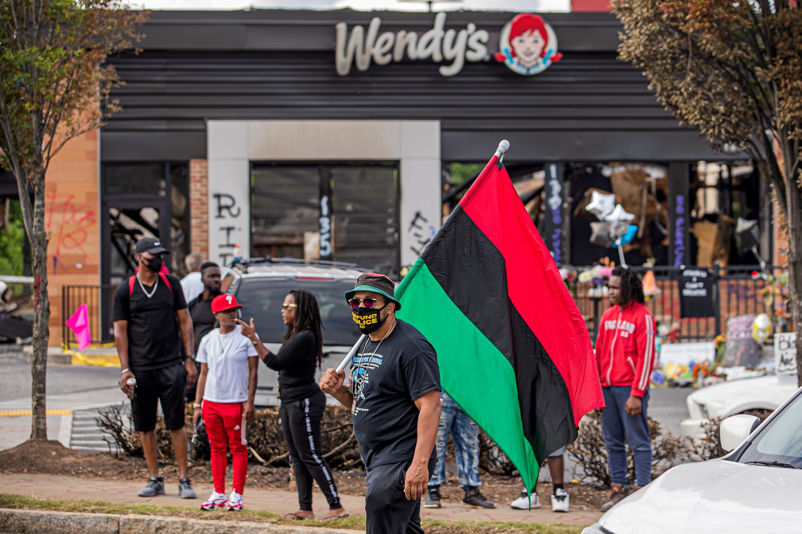 Acusan de homicidio a policía que asesinó a joven afroamericano en Atlanta - protestas-en-atlanta1-scaled