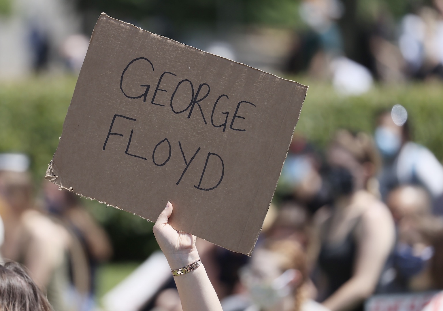 “La violencia nunca es la respuesta”: Landau ante protestas por muerte de George Floyd