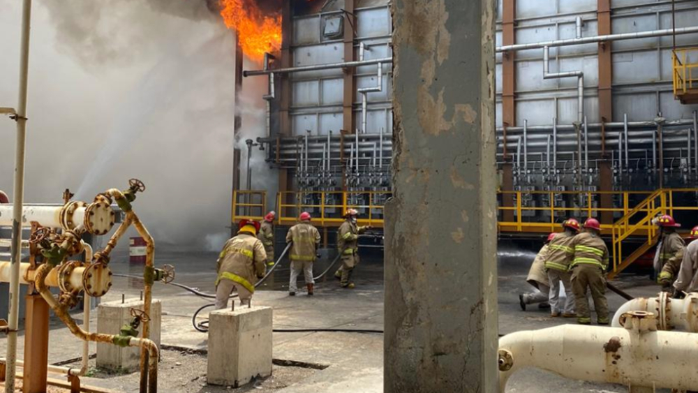 Conato de incendio en refinería de Salina Cruz, Oaxaca, tras sismo