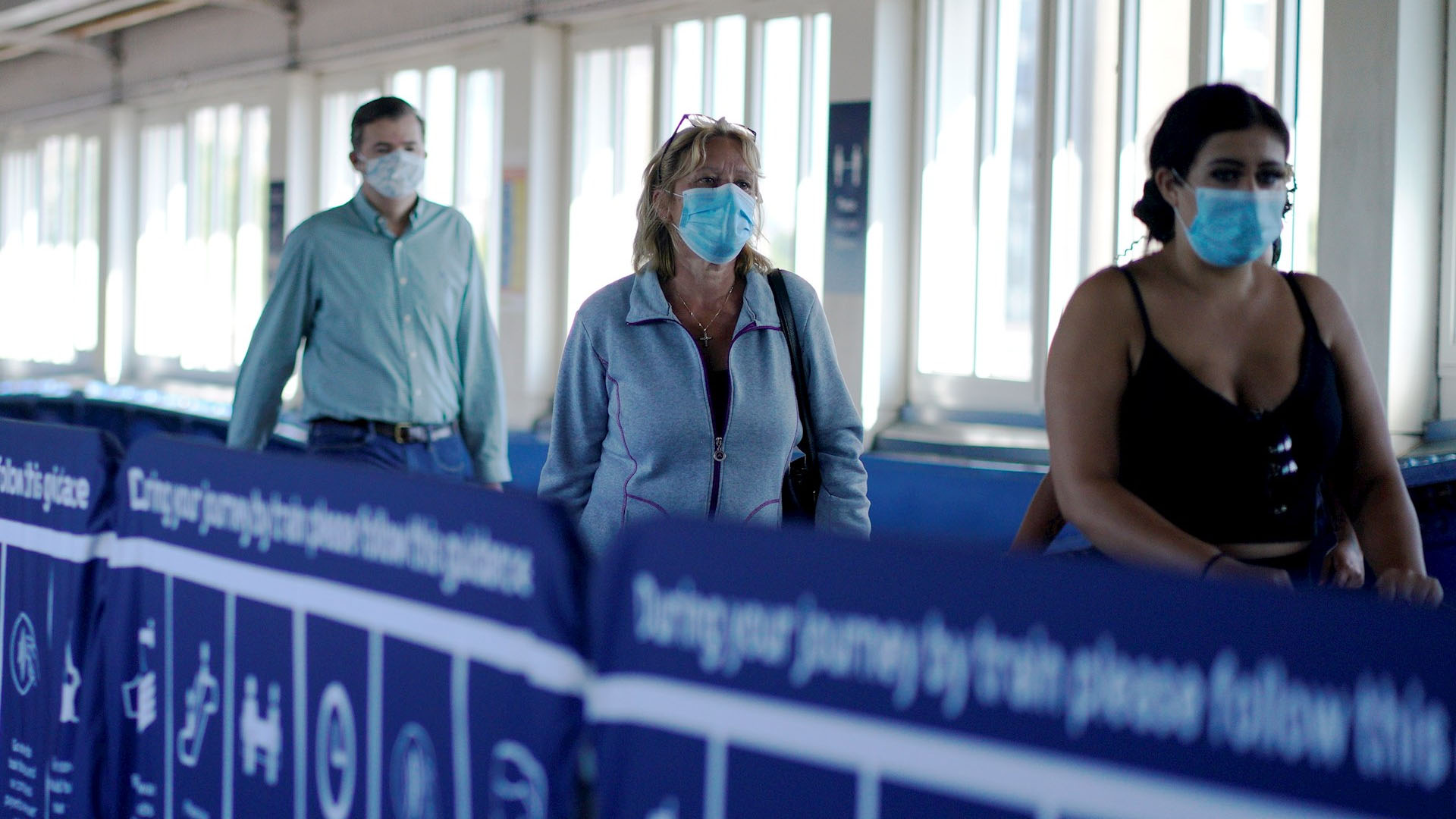 Reino Unido suma 42 mil 589 muertes por COVID-19