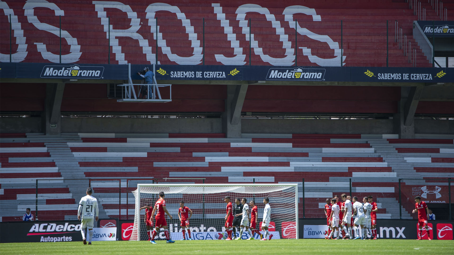 Siete integrantes del primer equipo y staff de Toluca dan positivo a COVID-19