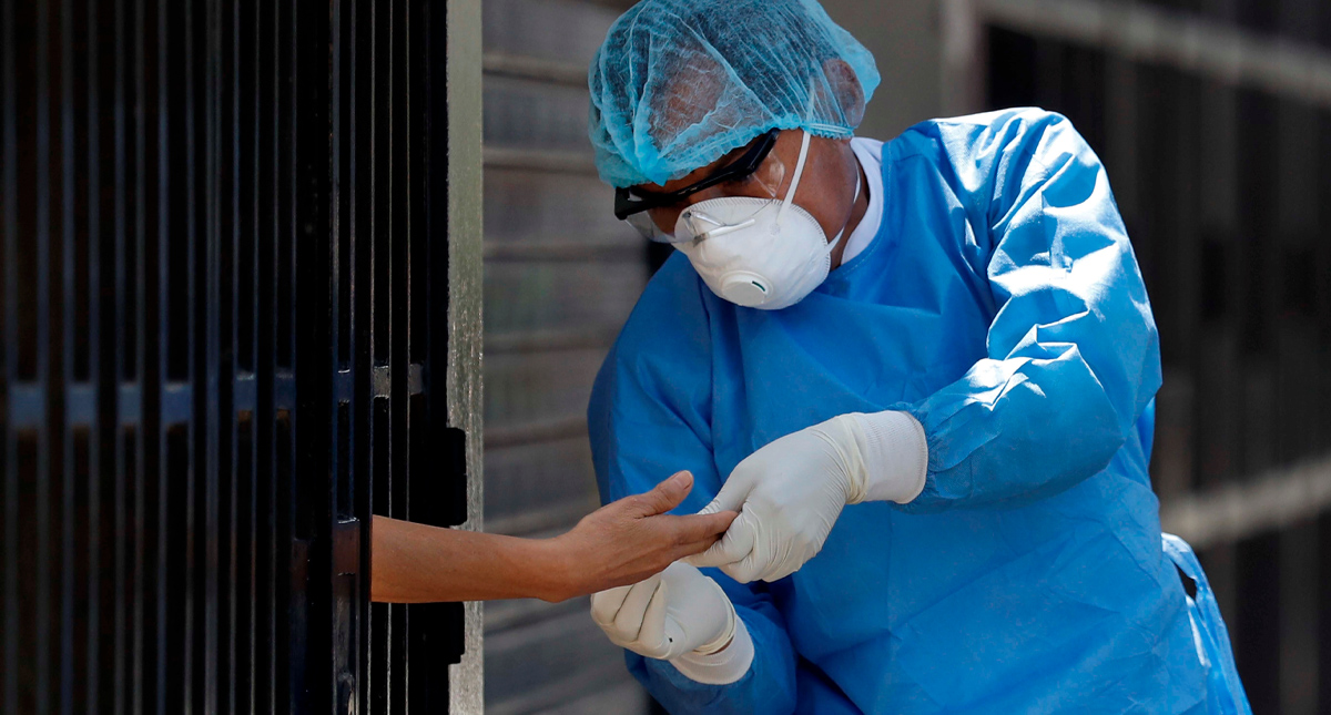 Perú suma más de 5 mil muertos por COVID-19