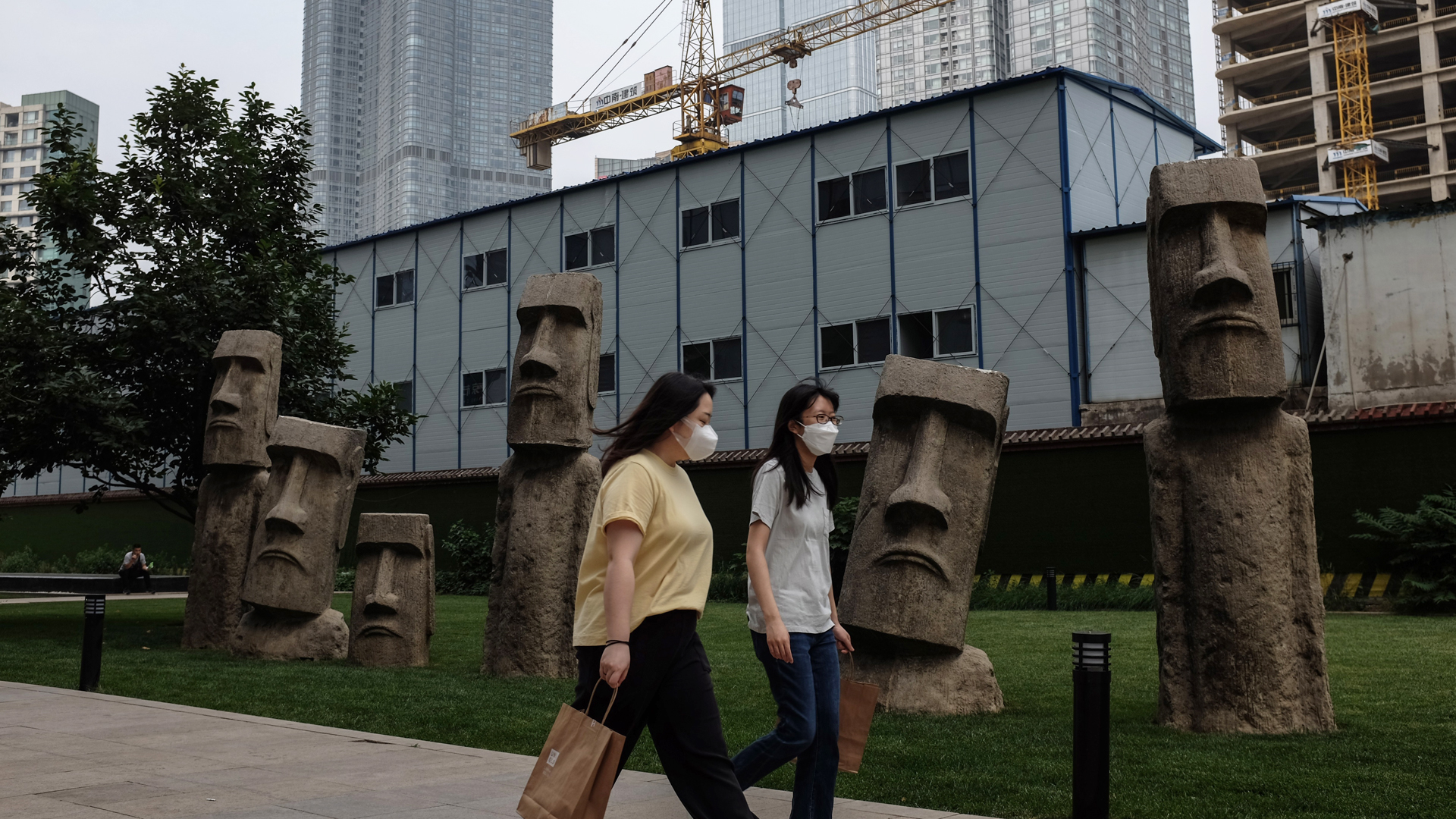 China registra tan solo tres nuevos casos de COVID-19