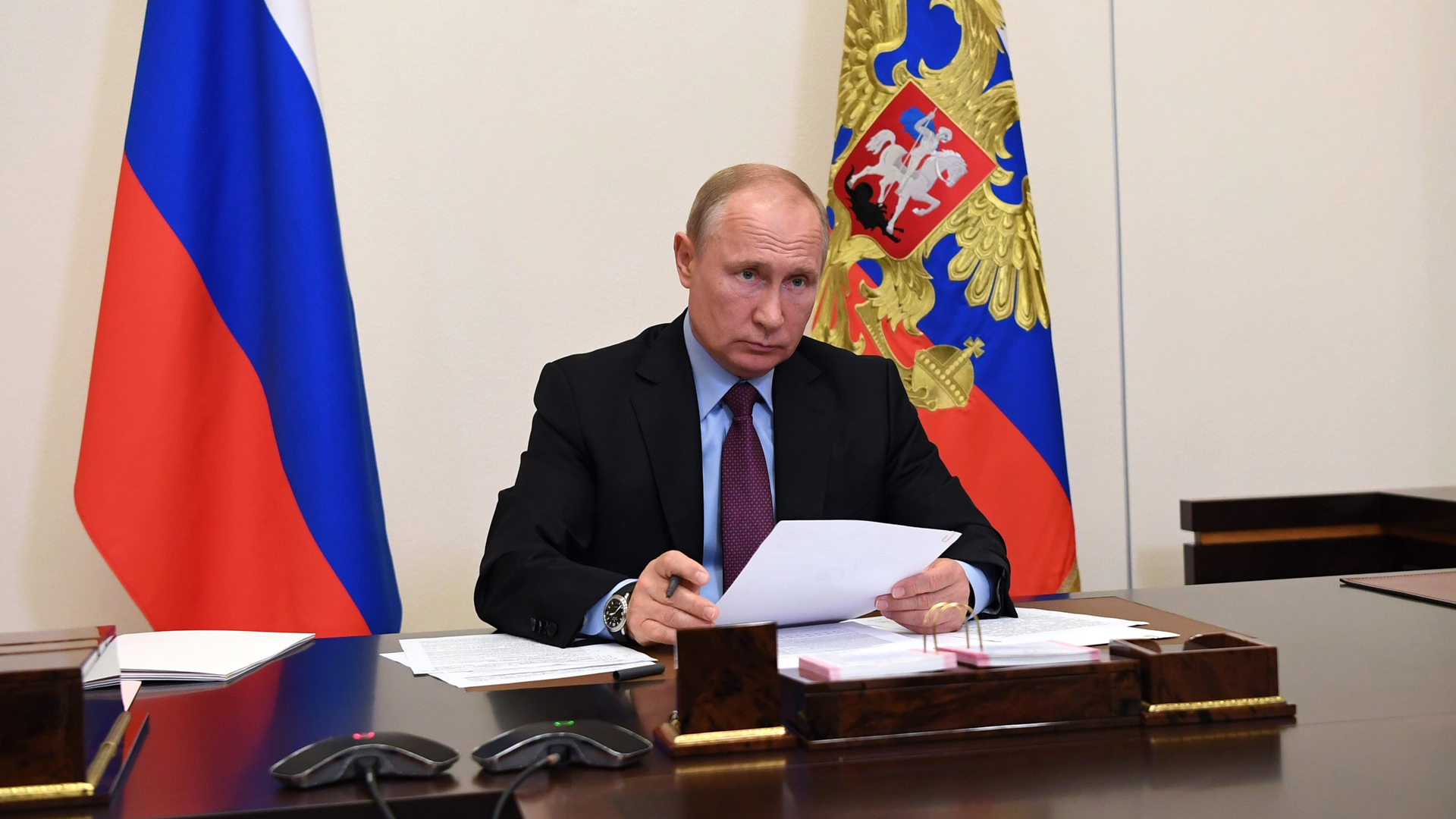 Trump y Putin hablan sobre pandemia y soluciones a carrera de armamento