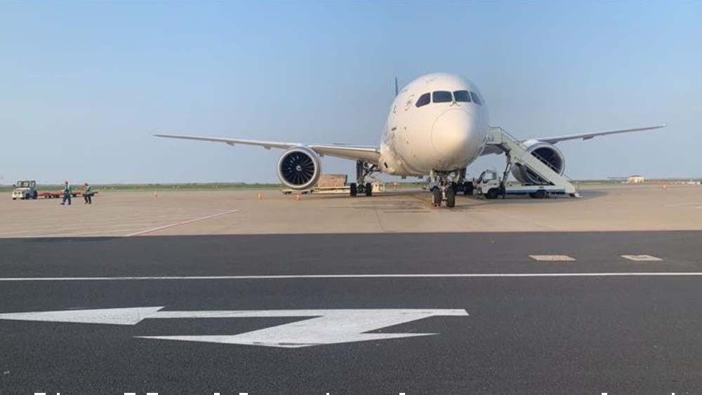 En camino vuelo 16 procedente de China con insumos médicos