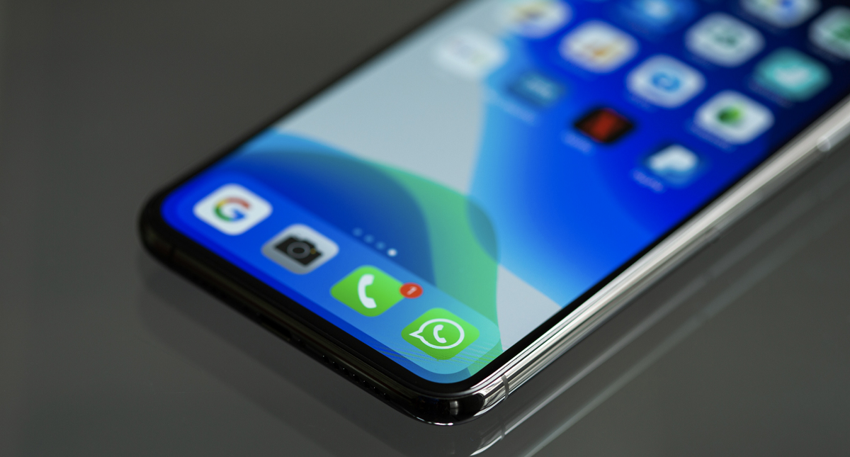 ¿Cómo recuperar los contactos eliminados en WhatsApp?