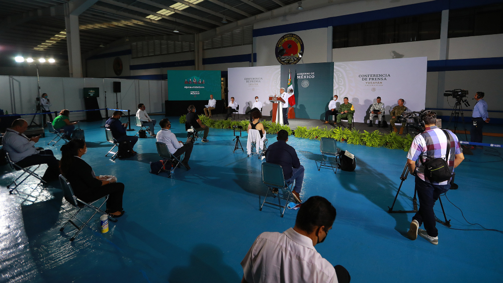 Pese a depresión tropical, AMLO seguirá con su gira