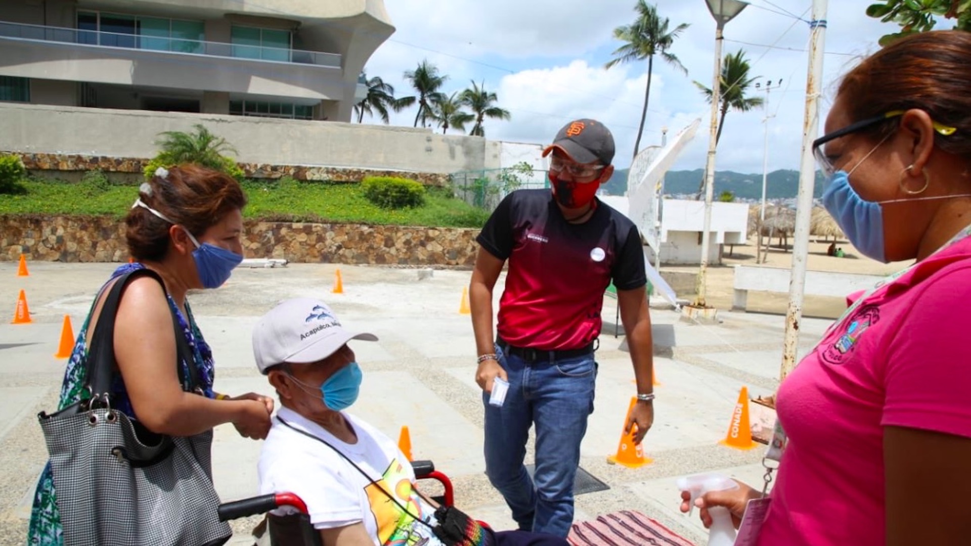 Si no paramos contagios, nuevamente suspenderemos actividades en Guerrero, advierte gobernador Astudillo