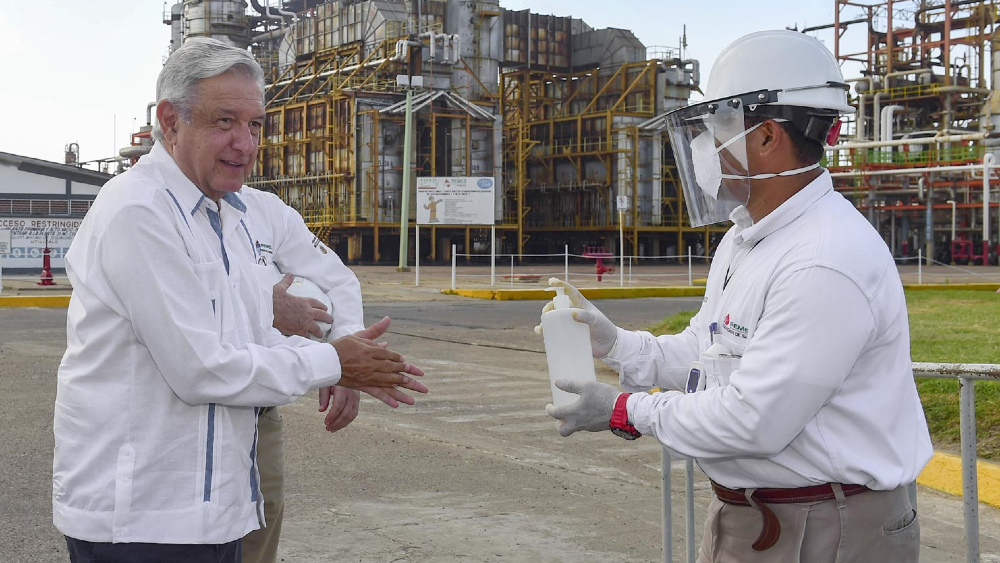 Recuperación económica comenzará en agosto, asevera López Obrador