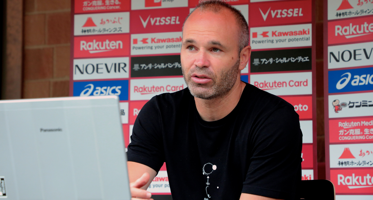 Messi es “inalcanzable” e “incomparable” con Cristiano Ronaldo, afirma Andrés Iniesta