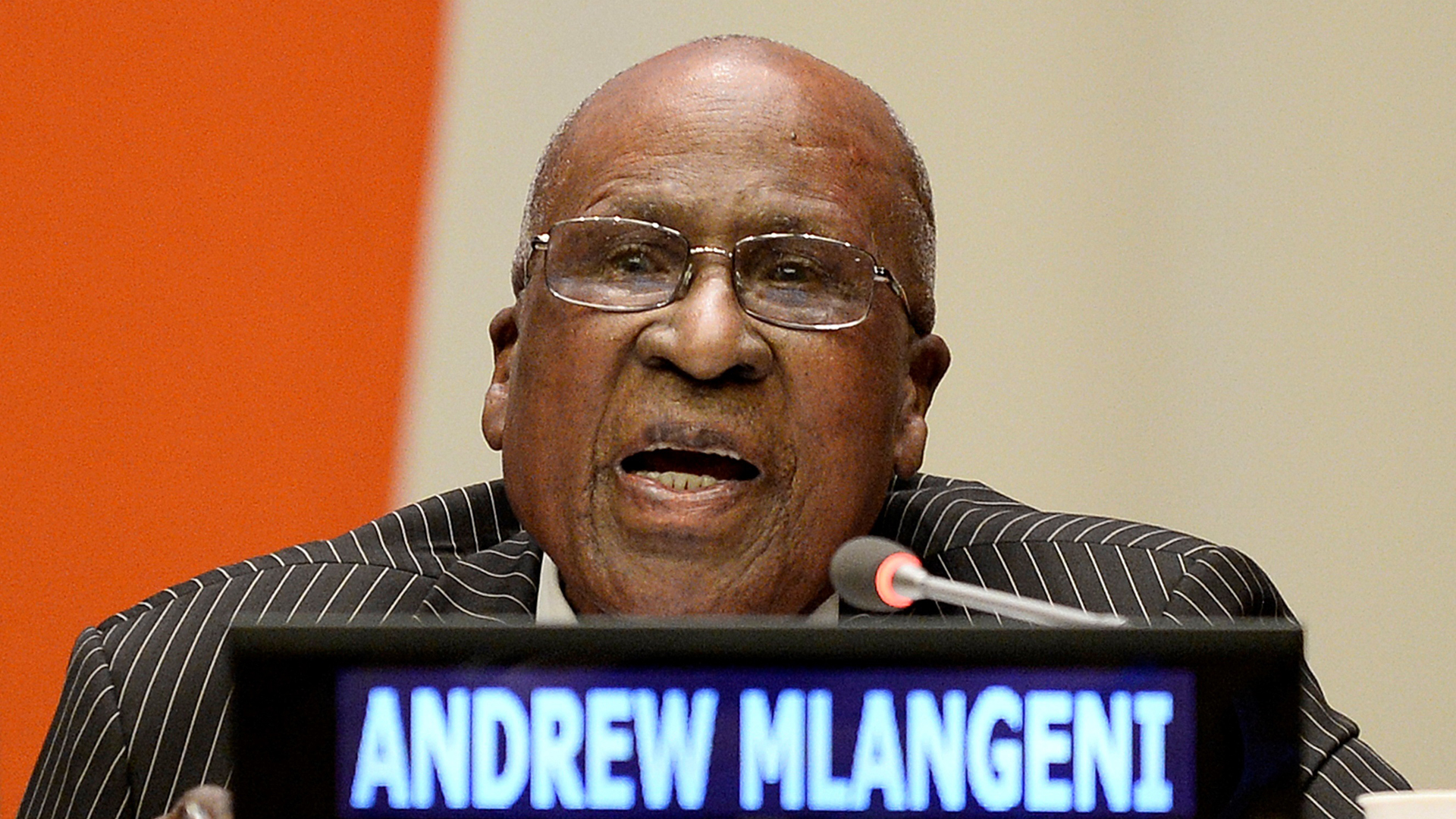 Murió Andrew Mlangeni, héroe de la lucha contra el apartheid