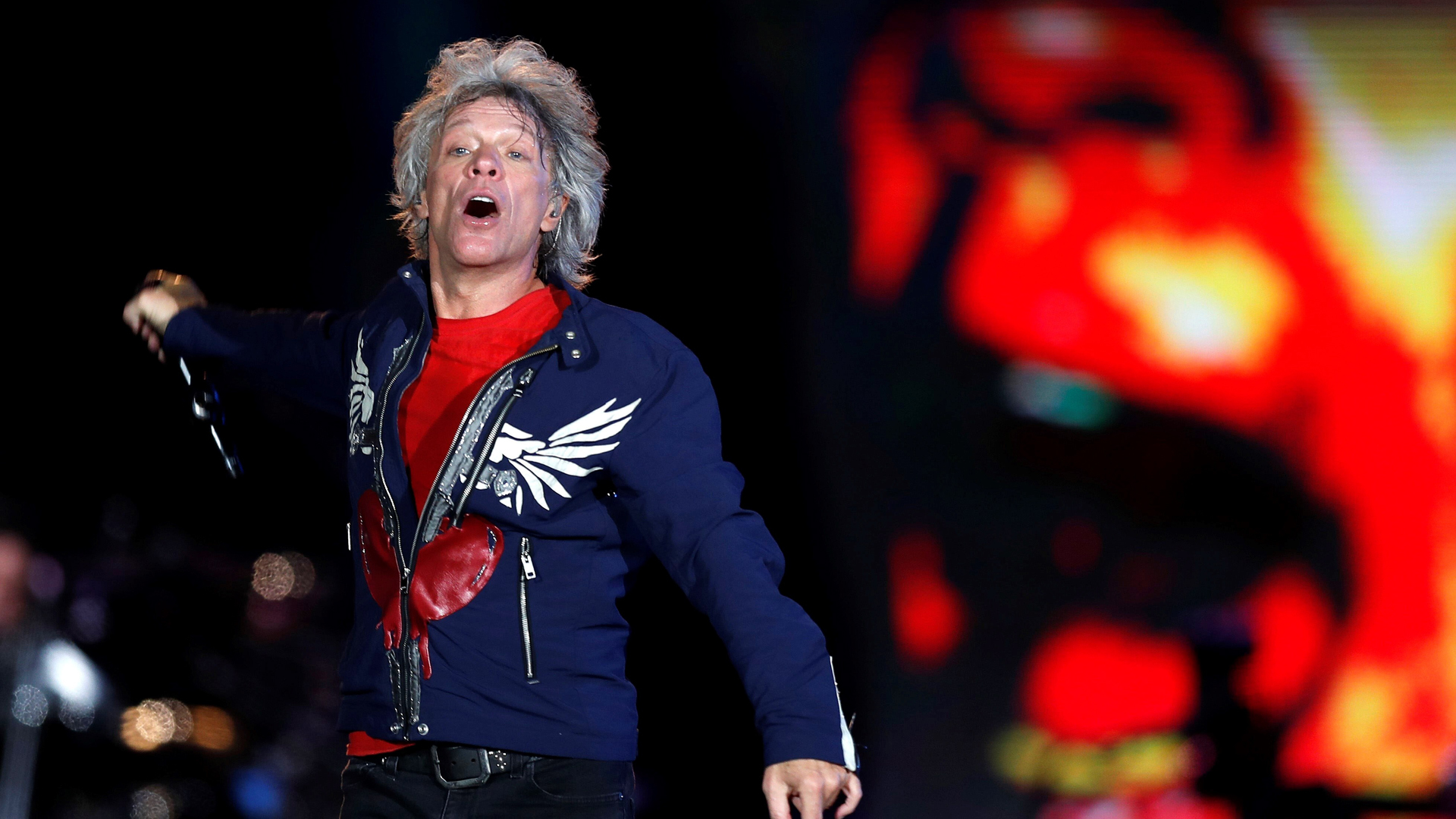 Bon Jovi denuncia la muerte de George Floyd en su nuevo sencillo Bon Jovi denuncia la muerte de George Floyd en su nuevo sencillo