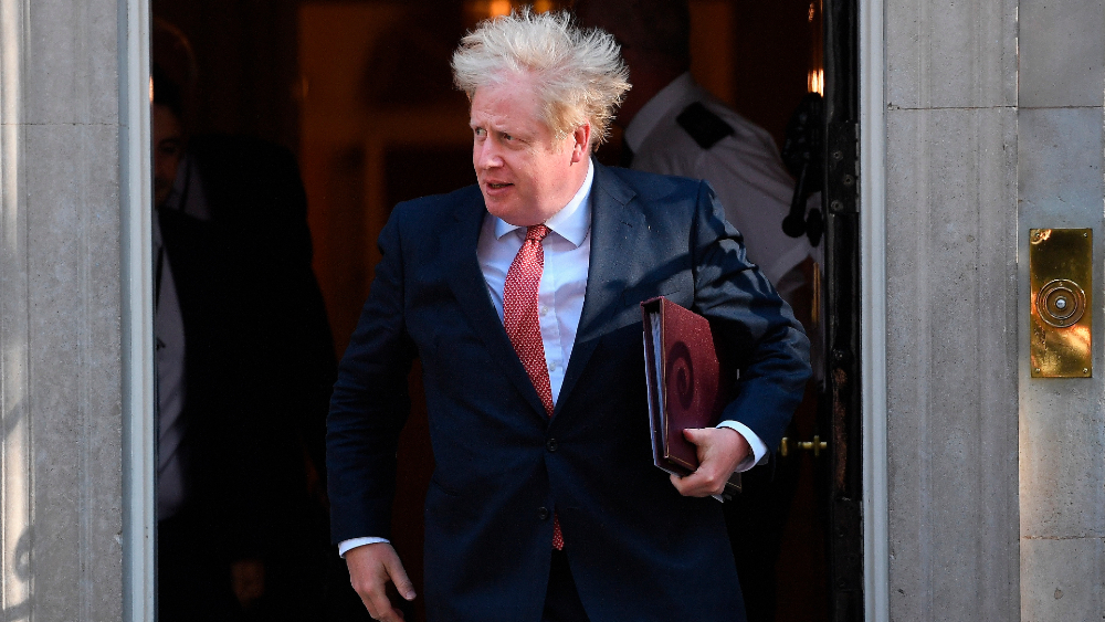 Boris Johnson se disculpa por no disculparse