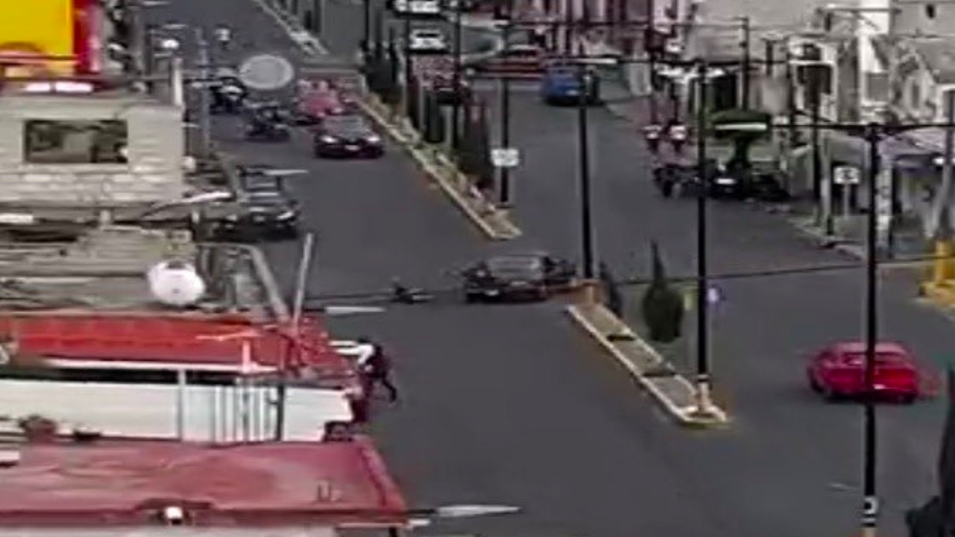 #Video Gracias a cámaras del C5, detienen a conductor que atropelló a mujer y niños en Valle de Chalco