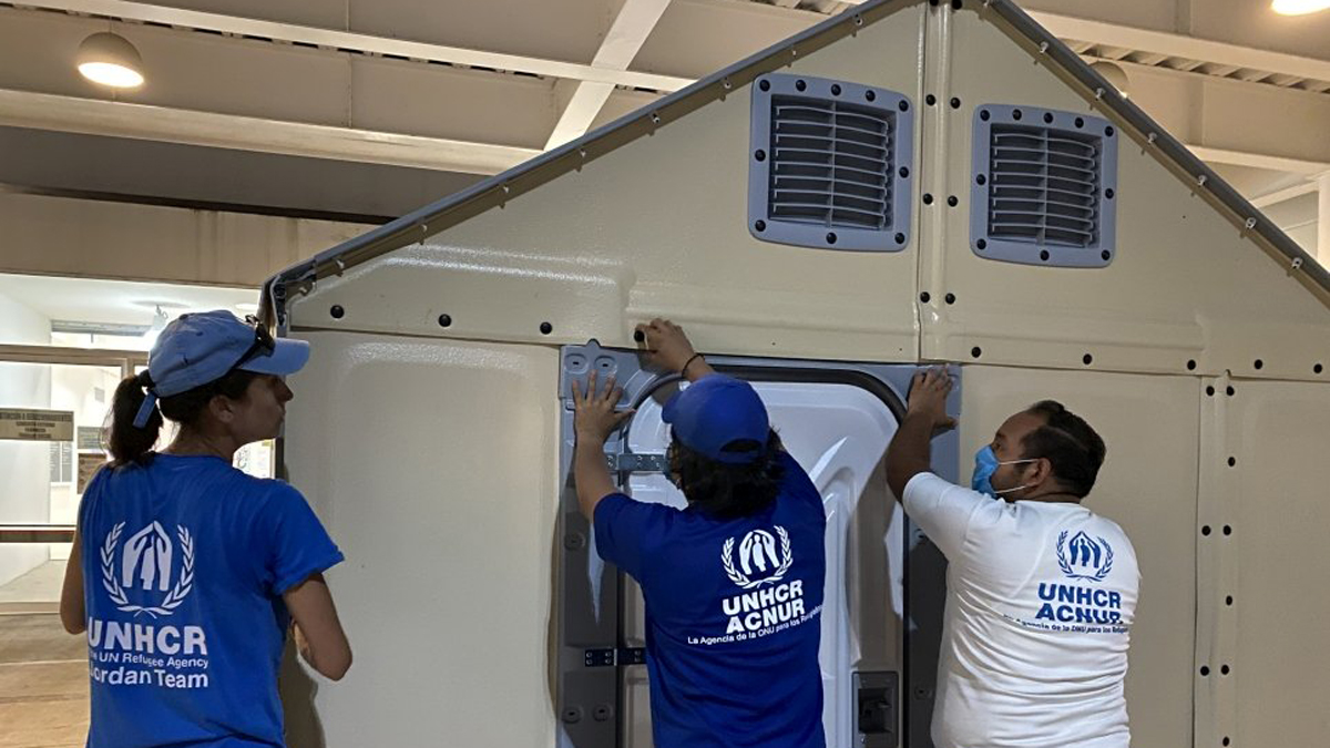 Acnur instala 48 viviendas para refugiados en México