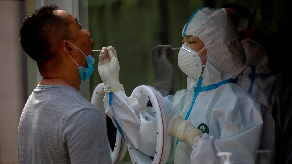 Casos globales de COVID-19 llegan a 13.3 millones, pero contagios diarios se ralentizan