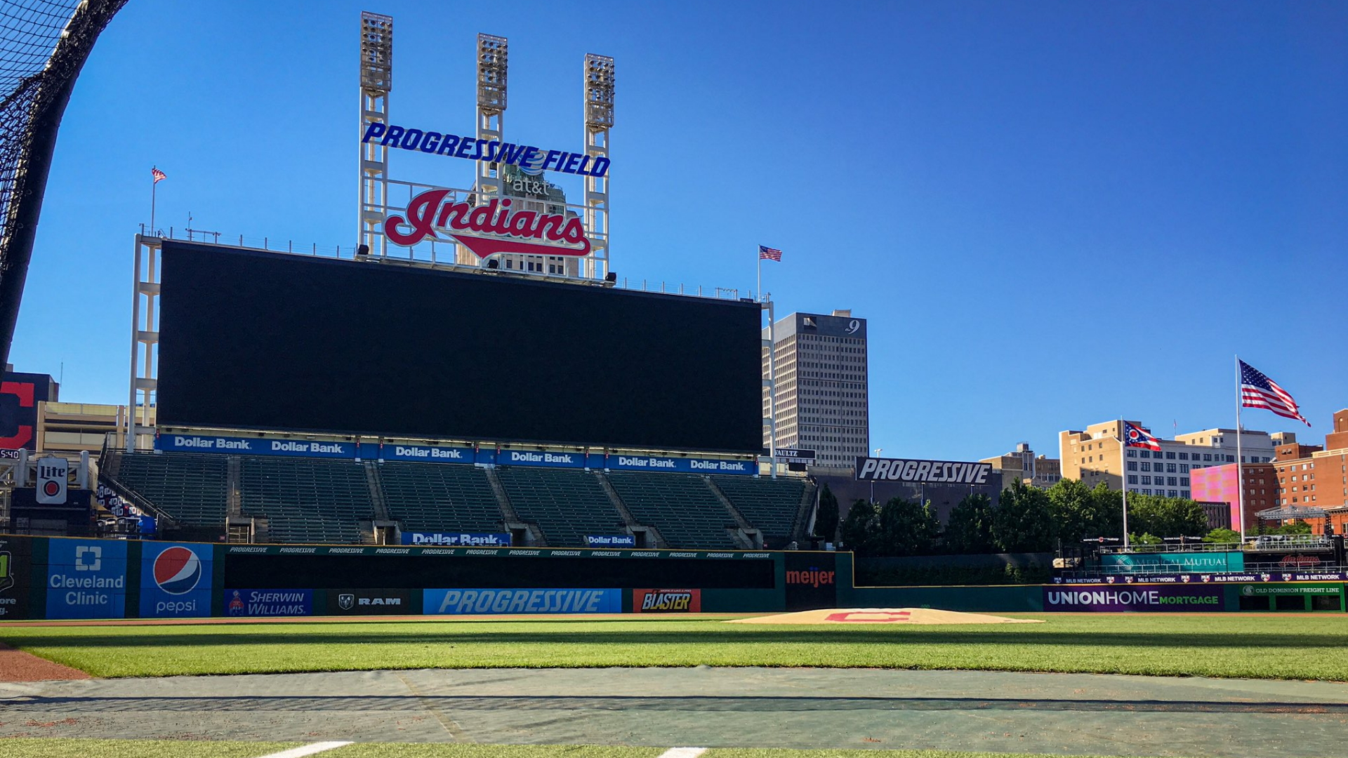 Indians de Cleveland consideran un cambio de nombre