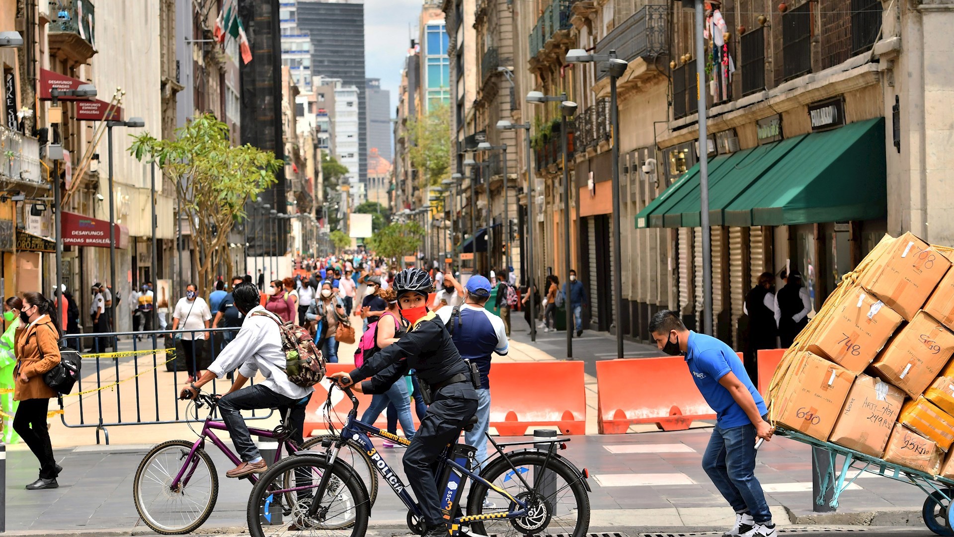 El mundo llega a 12.3 millones de contagios y 556 mil muertes por COVID-19