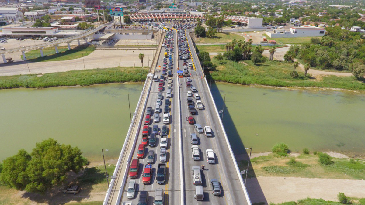 Refuerzan operativo para evitar viajes no esenciales de Texas a Tamaulipas