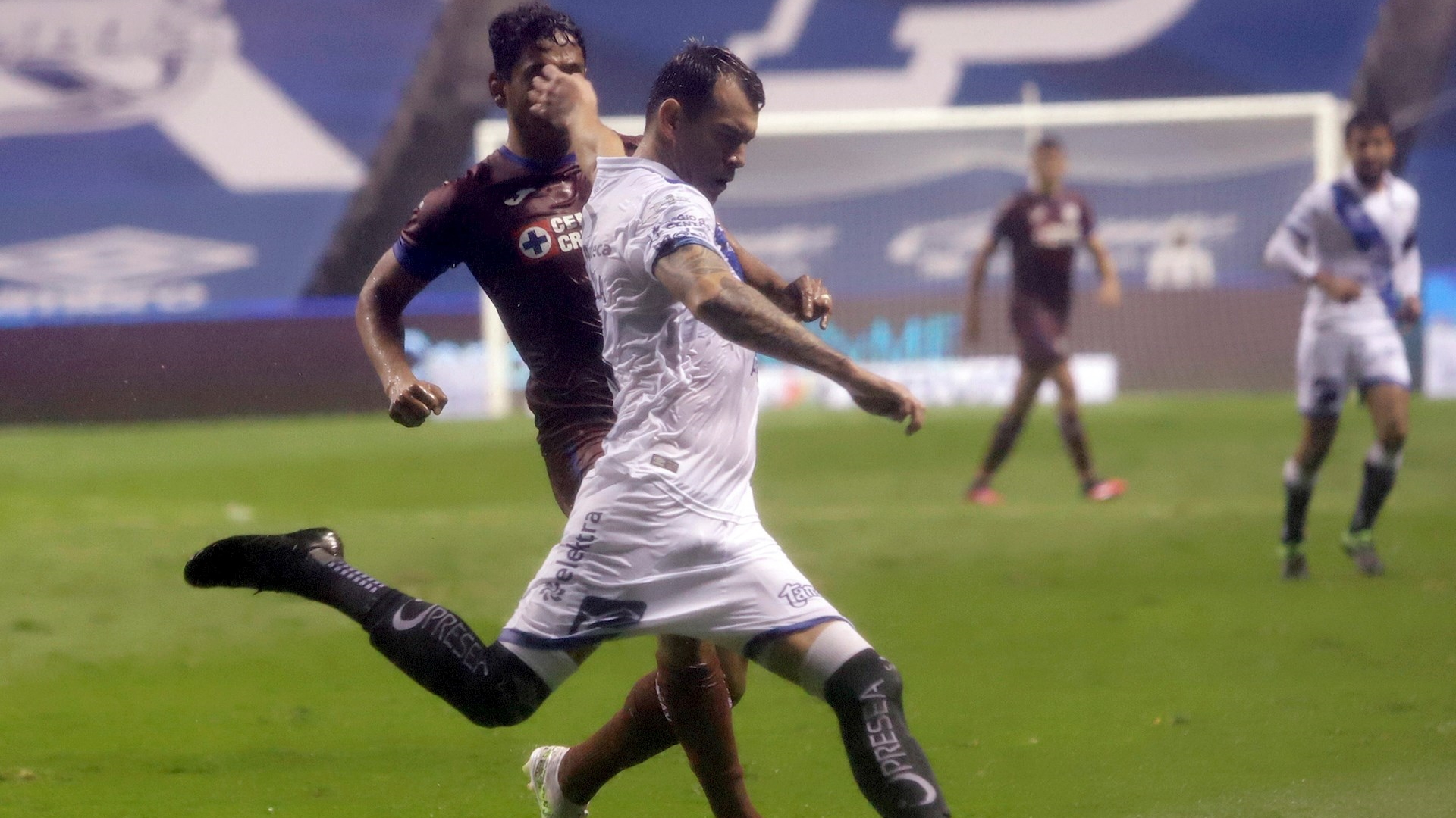 Cruz Azul empata al Puebla en el último minuto