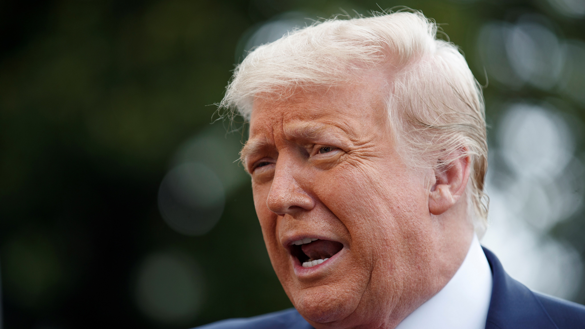 Trump reitera que sin muro fronterizo EE.UU. estaría ‘inundado’ de COVID-19