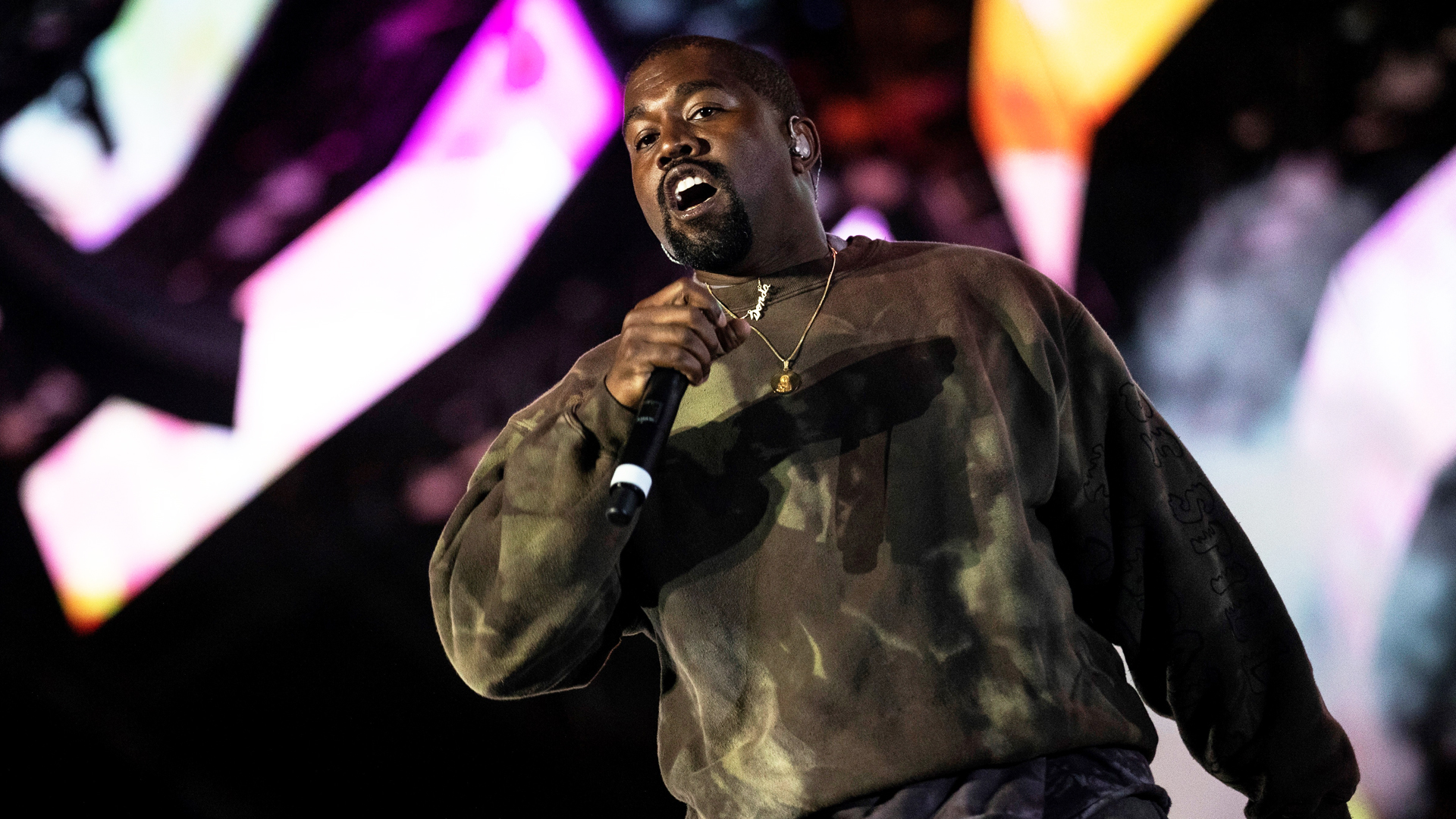 Kanye West anuncia su candidatura a la Presidencia de EE.UU. Kanye West anuncia su candidatura a la Presidencia de EE.UU.