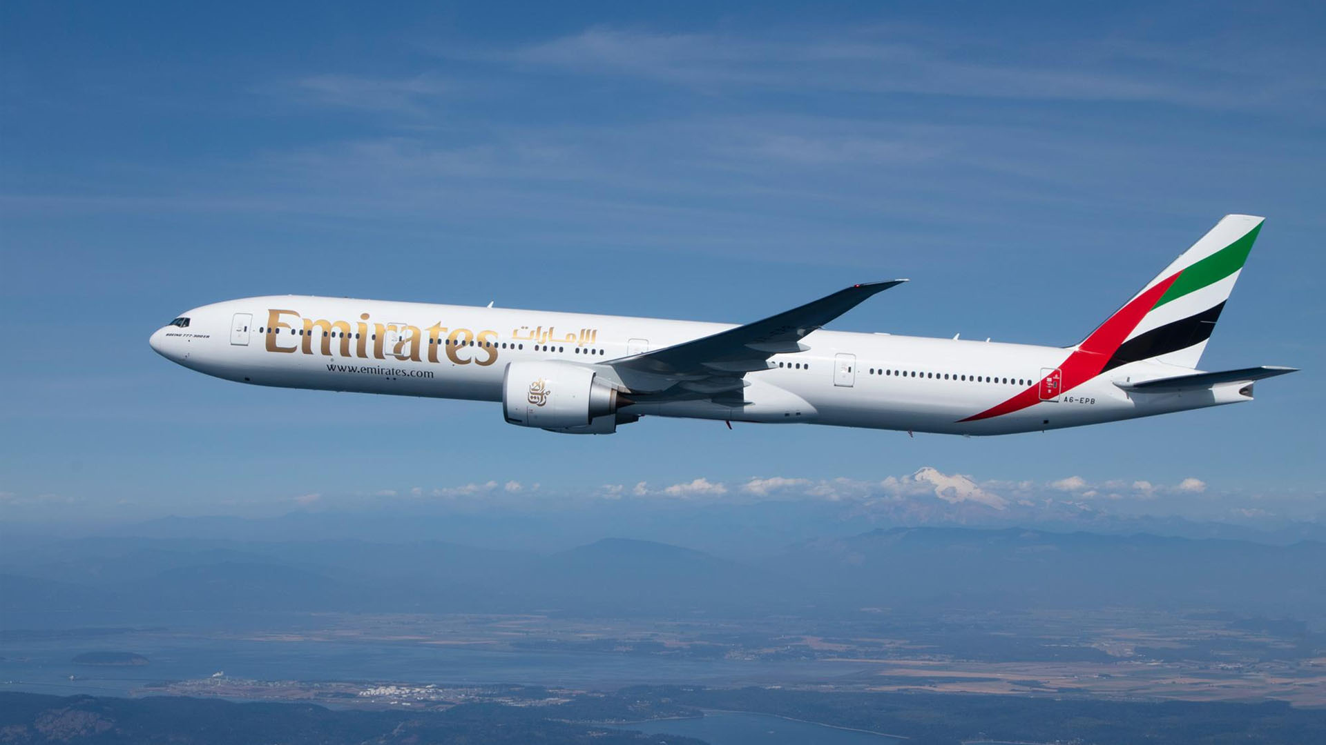 Emirates planea eliminar 9 mil empleos debido a COVID-19