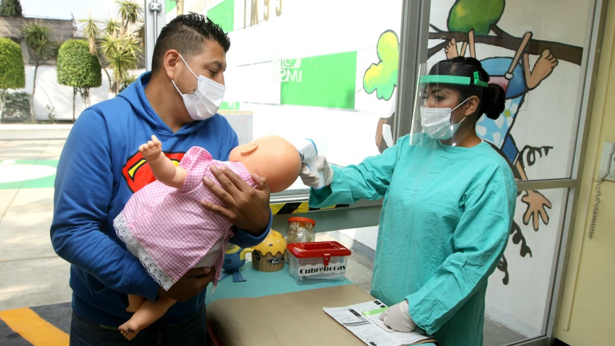Guarderías del IMSS están listas para reanudar actividades - estacion-de-higiene-para-recibir-a-los-menores