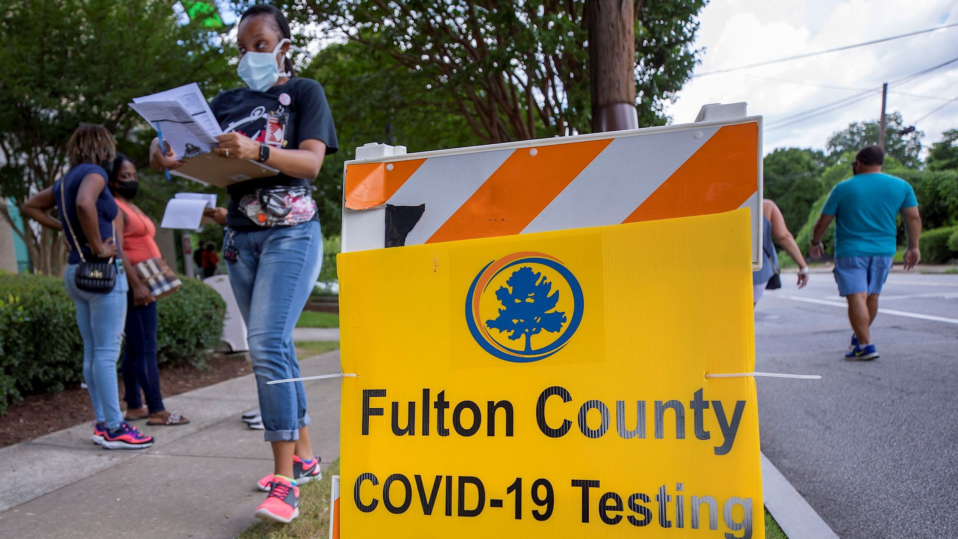 Estados Unidos impone nuevo récord de contagios de COVID-19; suman 3.1 millones de casos