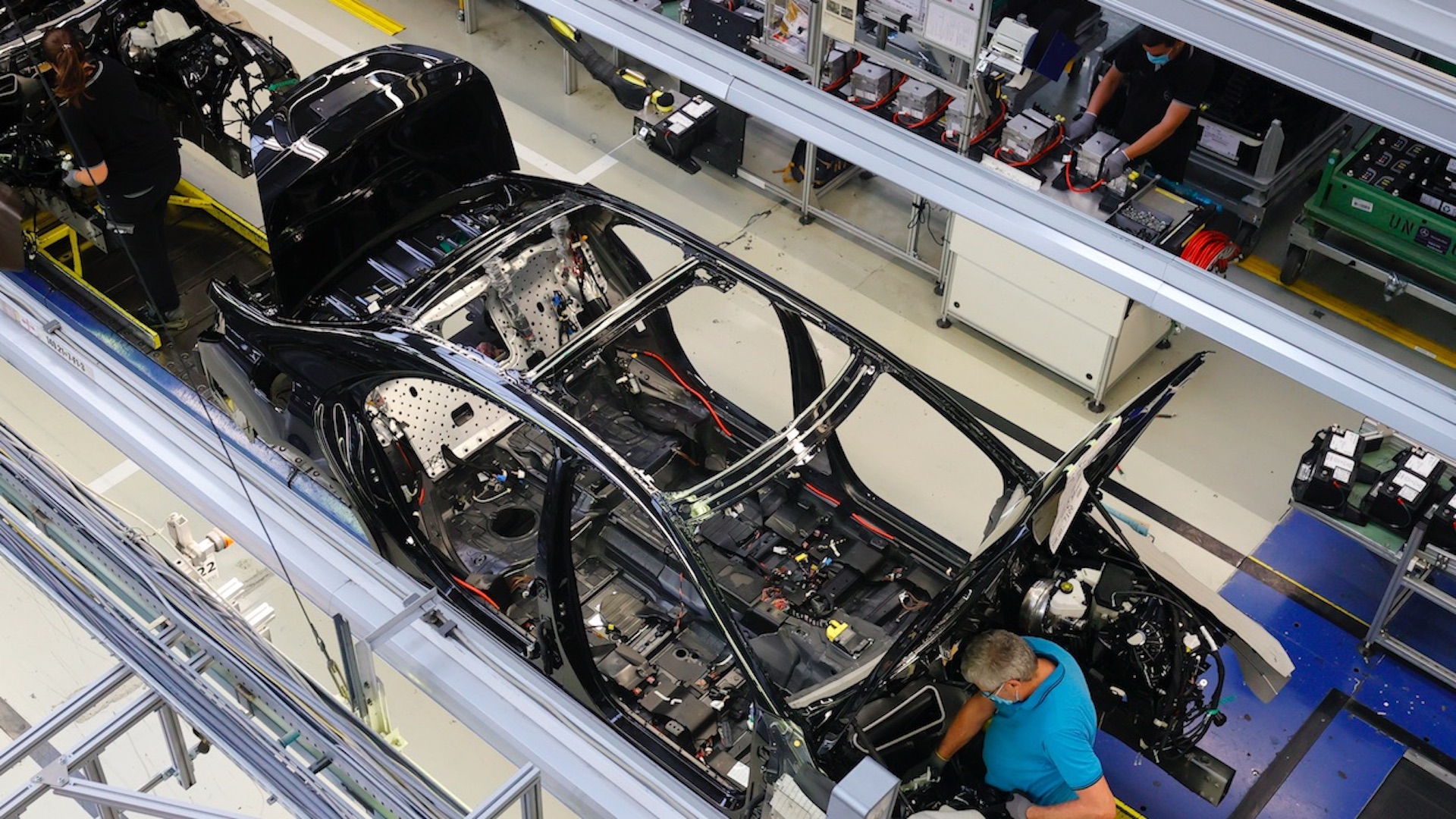 Economía de la eurozona sufre una caída récord del 12.1 por ciento por COVID-19